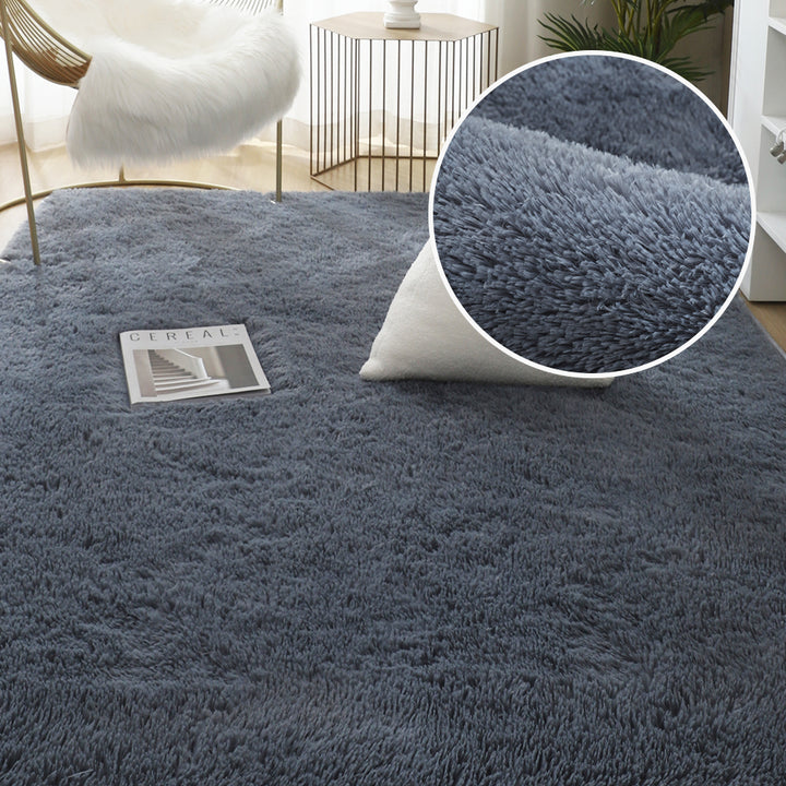 Plush Gray Area Rug for Modern Home Decor