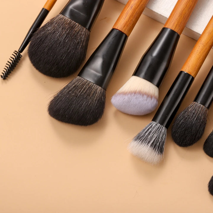 Premium Eye Makeup Brush for Crease, Eyeshadow & Highlighter