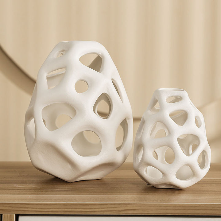 Ceramic Geometric Hollow Ball Body Decoration Fashion Home Model Room Soft Decorative Ornaments