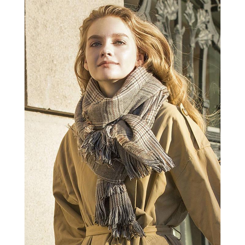 Luxury Wool Plaid Scarf for Women