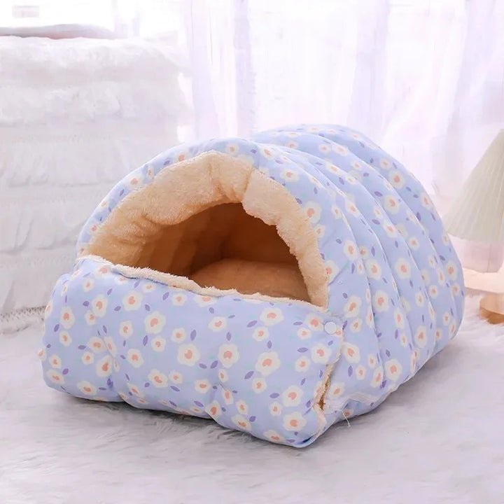 Plush Winter Cat and Puppy Bed