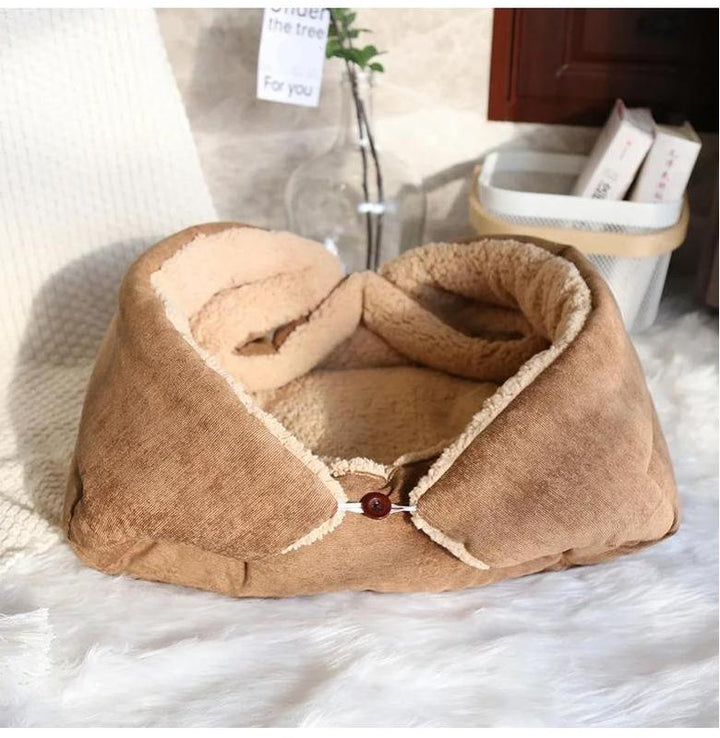 Cats Bed for Winter Pet Fluffy Things Plush Houses Cartoon Beds Warm Dog Mat Kitten Products Habitats Basket Accessory Supplies