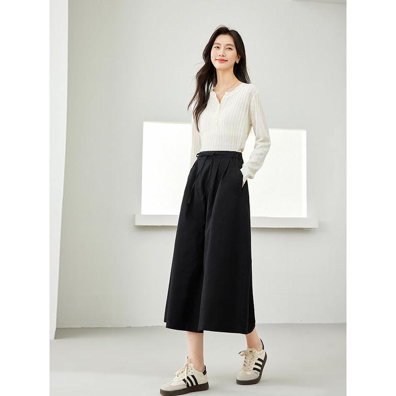 Elegant Black Cotton Midi Skirt with Pockets