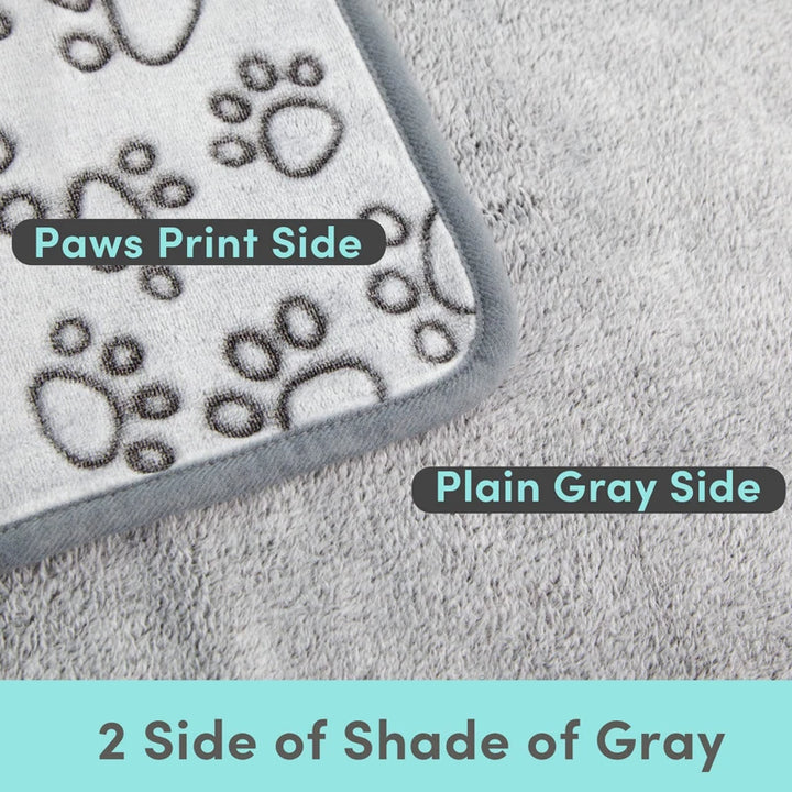 Soft Warm Dog Blanket with Cute Paw Print