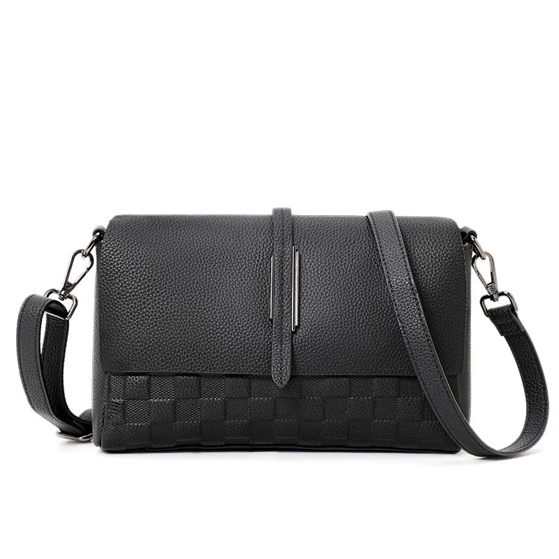 Elegant Black Cowhide Woven Shoulder Bag – Fashionable Handbag with Unique Woven Design