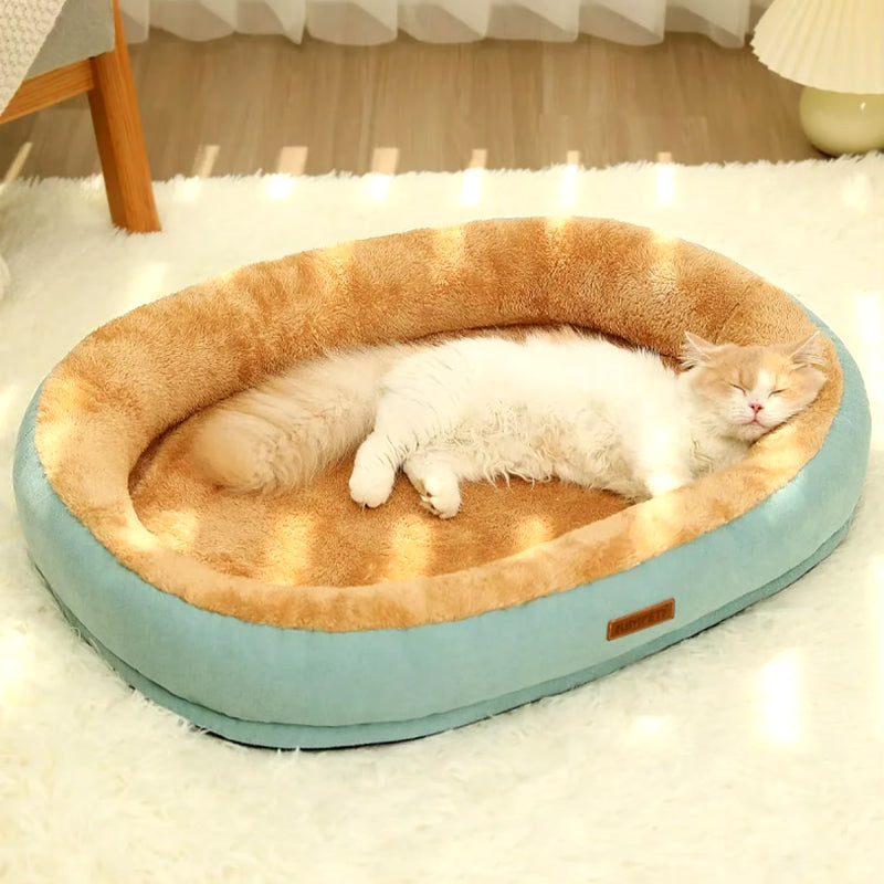 Fluffy Winter Puppy and Cat Bed