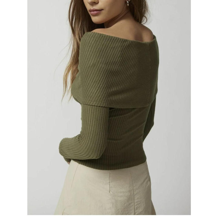 Elegant Off-Shoulder Knit Sweater