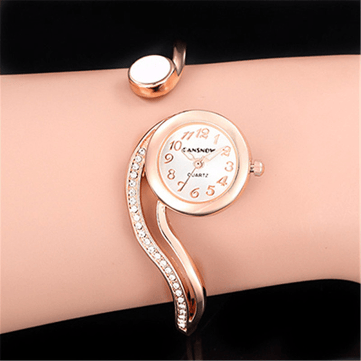 CANSNOW Casual Style Irregular Ladies Bracelet Watch Crystal Quartz Watches - Trendha