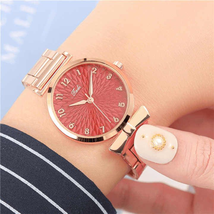 Fashion Casual Women Wristwatch Alloy Wrist Watch Bracelet Waterproof Quartz Watches - Trendha