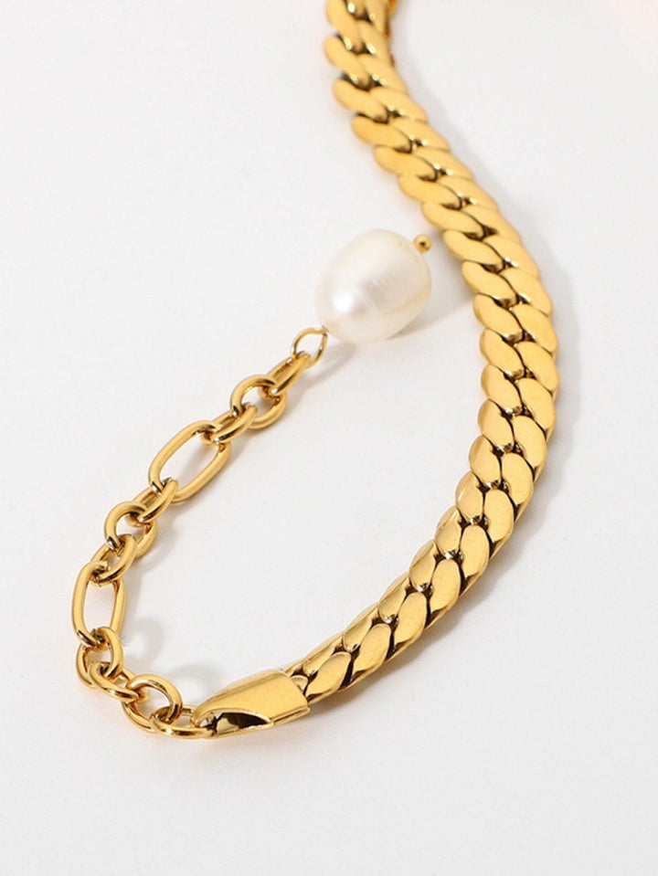 Thick Curb Stainless Steel Chain Bracelet with Pearl - Trendha